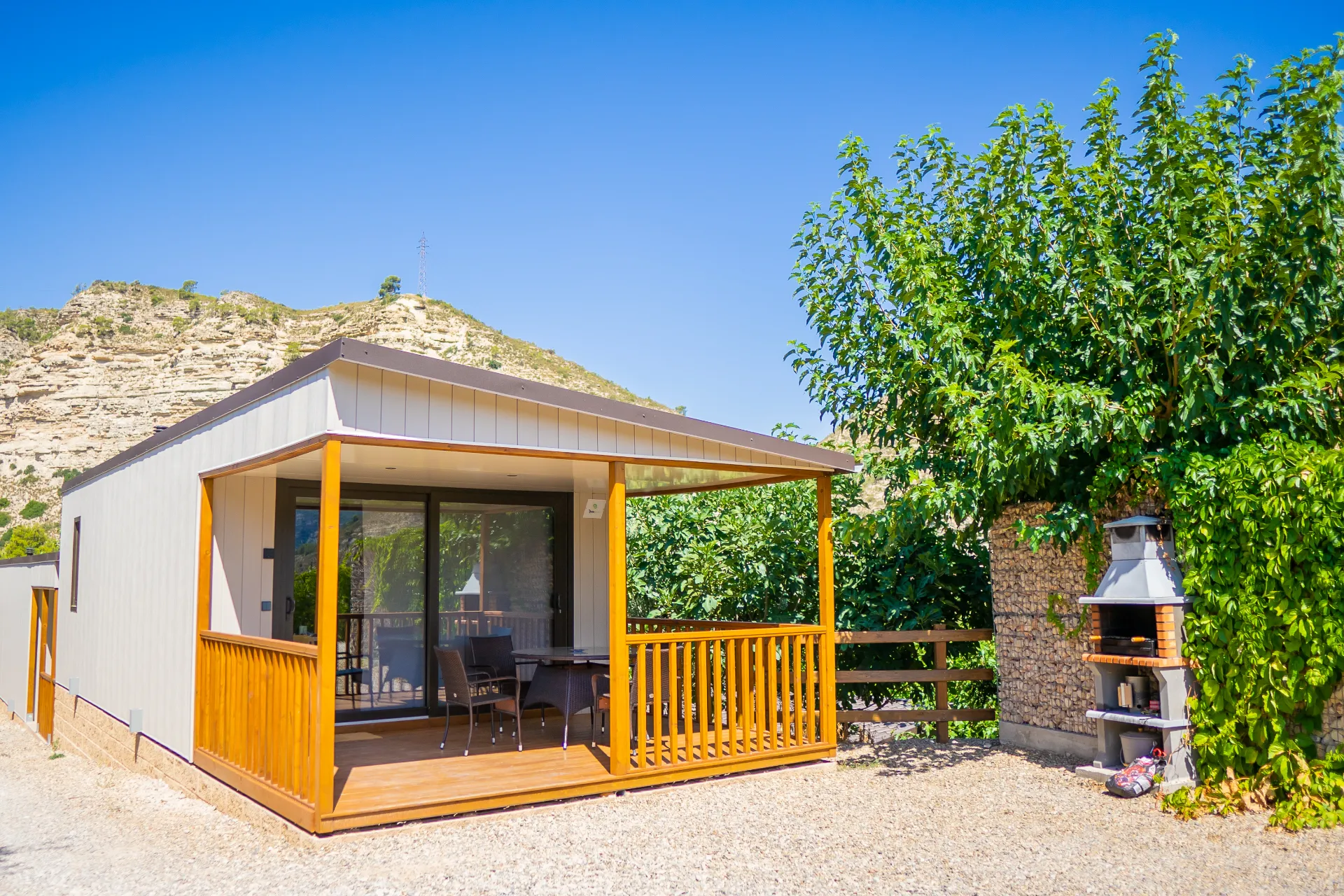 ECO-Confort-Bungalow 48 Angeln Fluss Ebro Familie Hund - 3