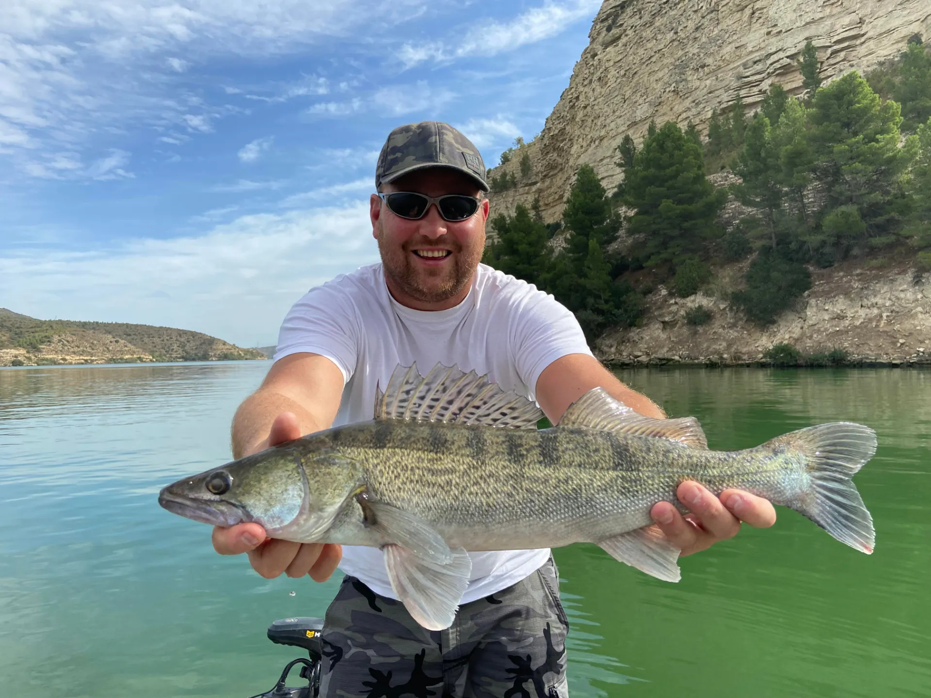 Zander fishing in the Ebro River Mequinenza - 10