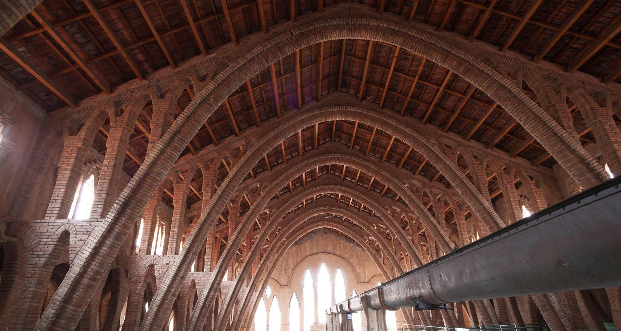 La catedral del vi i visites d'enoturisme a la terra alta